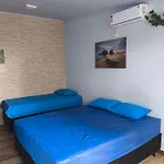 Casa Rustica, Ubatuba, 40 Metros Da Praia, Ar Condicionado, Area De Lazer, Wifi, Tv A Cabo, Equipada